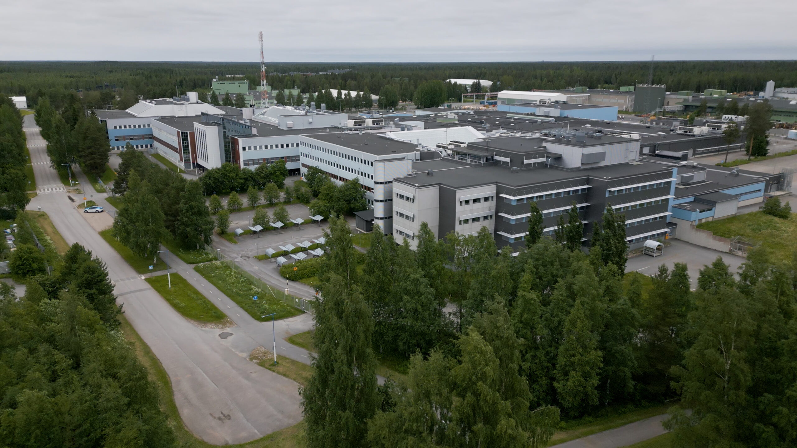 Pohjoismaista infrastuktuuria tekoälytyökuormiin ja suurteholaskentaan
